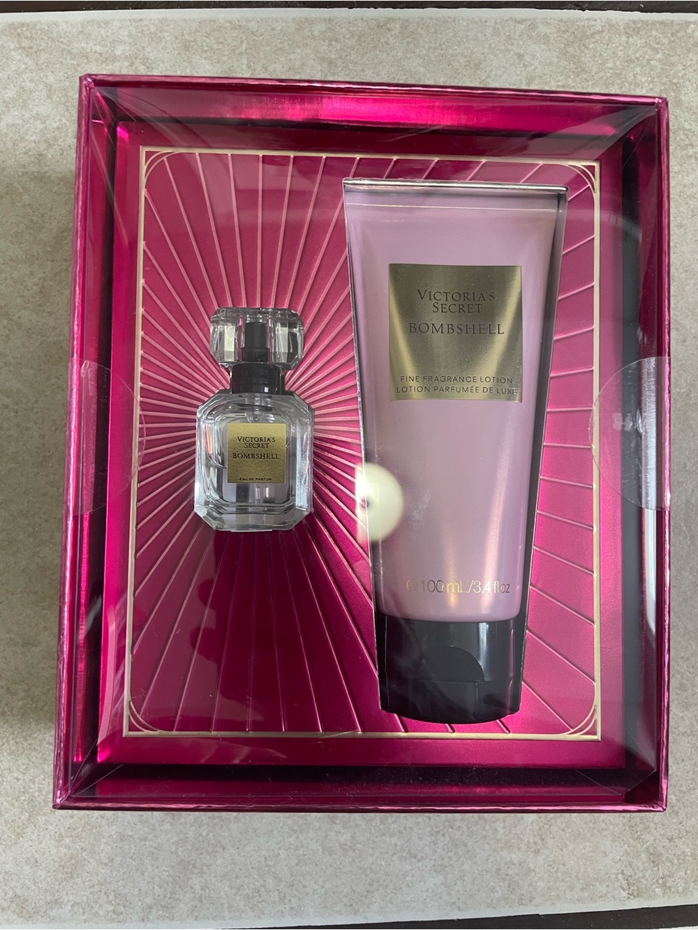 Victoria's Secret Bombshell Gift Set - Hot Pink & Light Pink